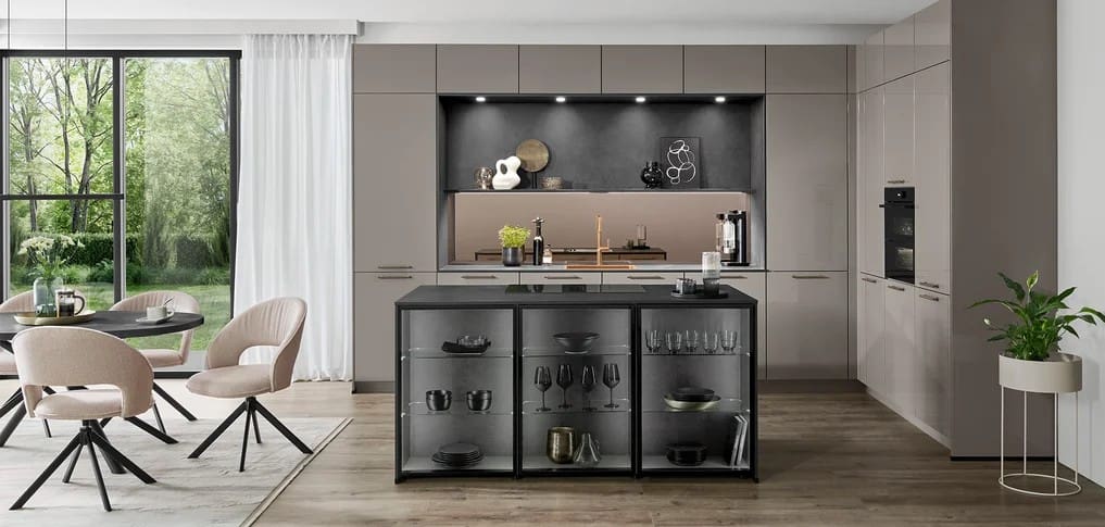 Modern Kitchen Colour Schemes for UK Homes